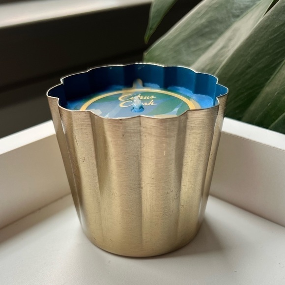 Illume Citrus Crush Candle, 6.5 oz - Picture 4 of 4